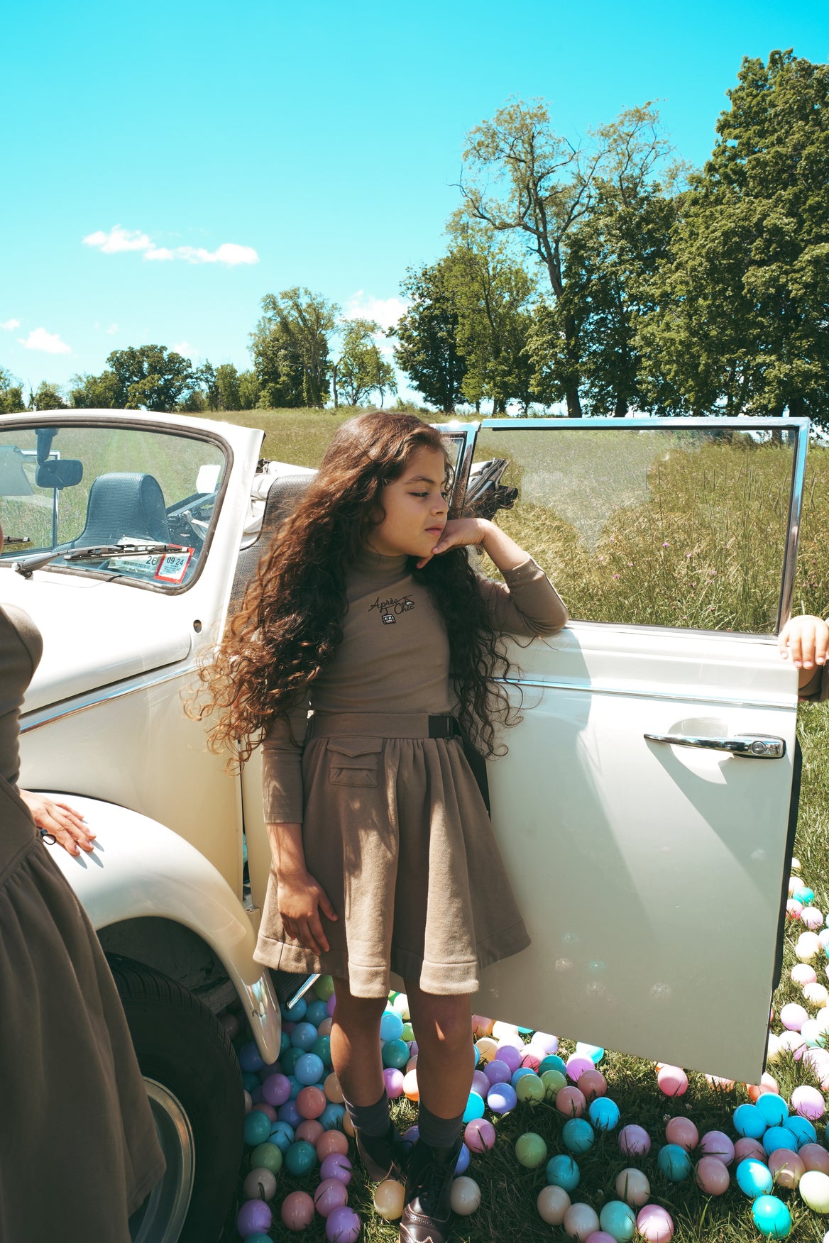 B2732TA GIRL APRES CHIC MOCKNECK-Taupe – whoopikids