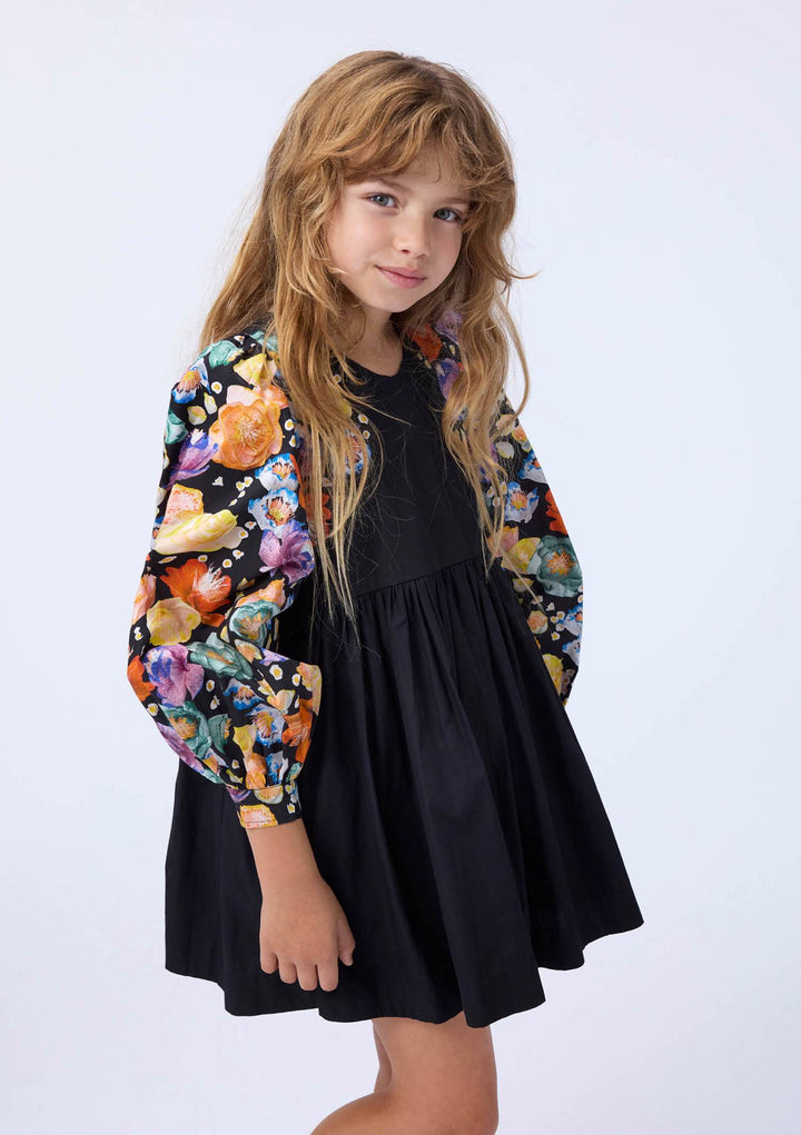 Cybil-Rainbow Flowers