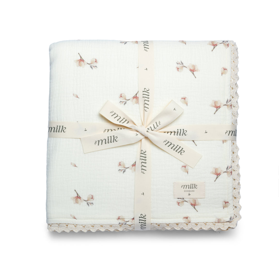 LACE EDGE BLANKETS-BLOSSOM IVORY