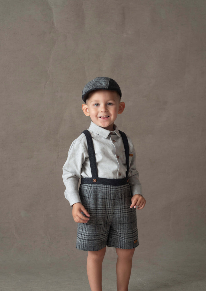 Mod.8.3 Grey plaid woollen short with crossover straps