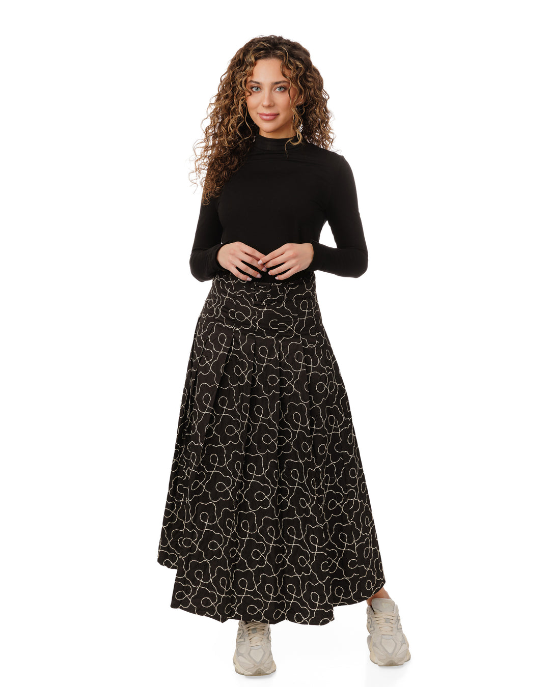 TW5870S-A-Black And Cream Embroidered Puffer Skirt