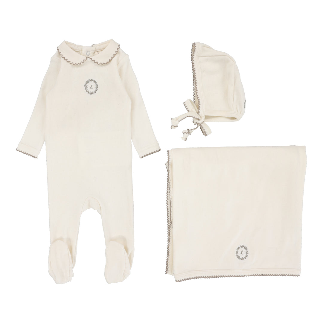 Emblem Embroidered Layette Set -Cream/Oat