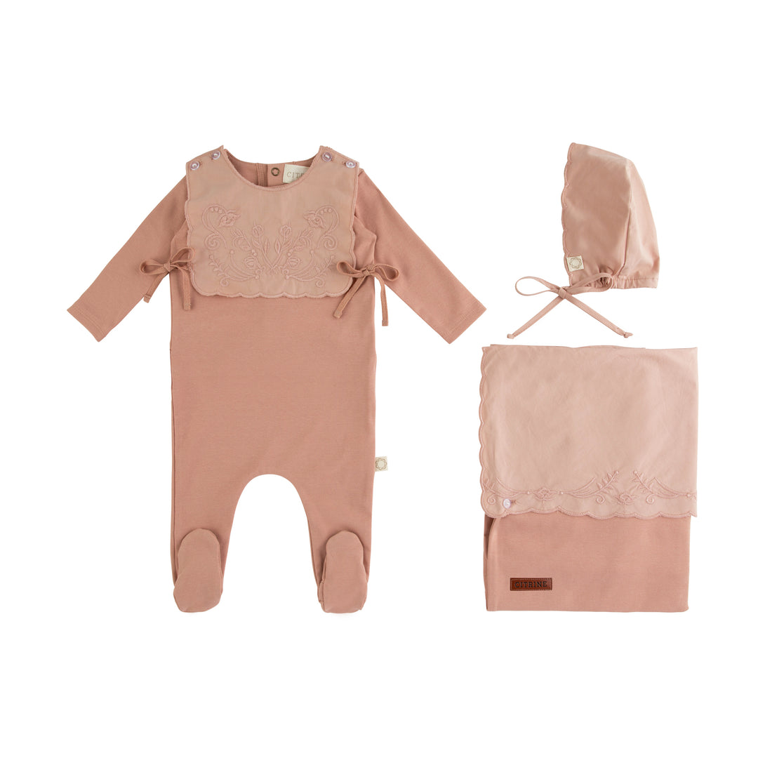 Appliqued Set Antique Rose