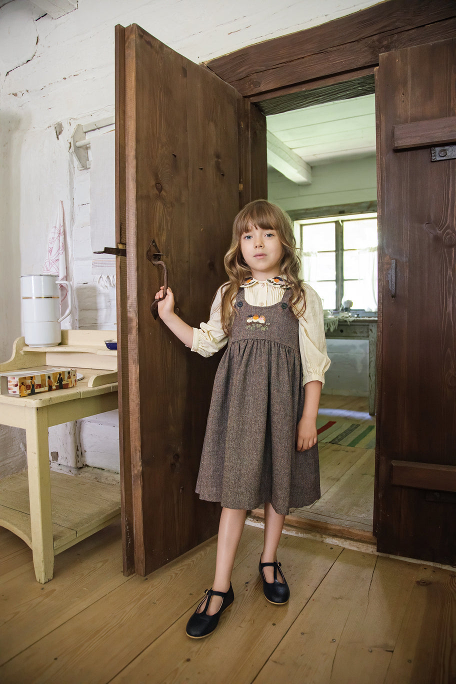 BSE926 BIRD EMBOROIDERED JUMPER AND SHIRT SET - BROWN