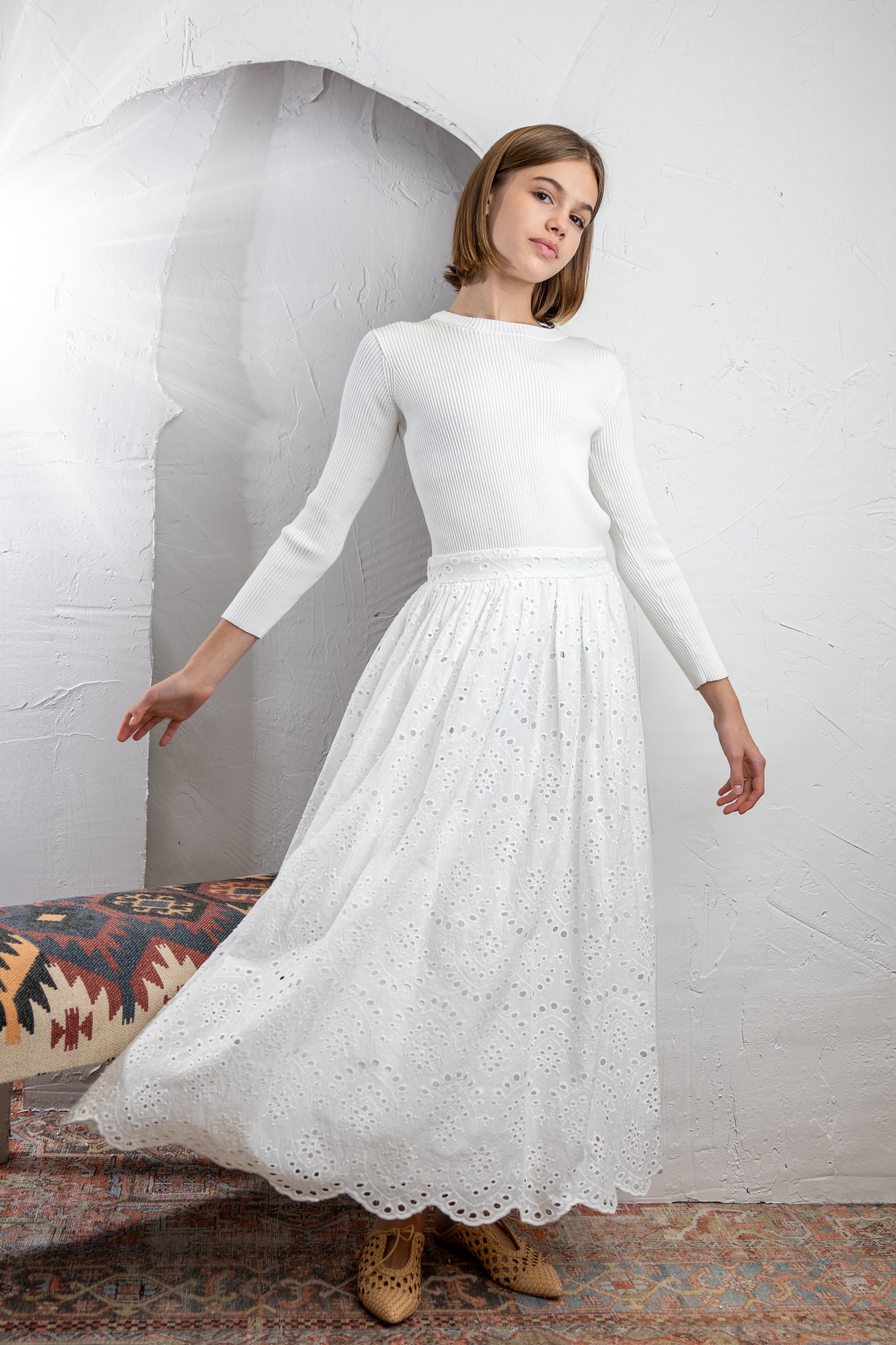 HDR106-KNIT TO EYELET DRESS-White – whoopikids