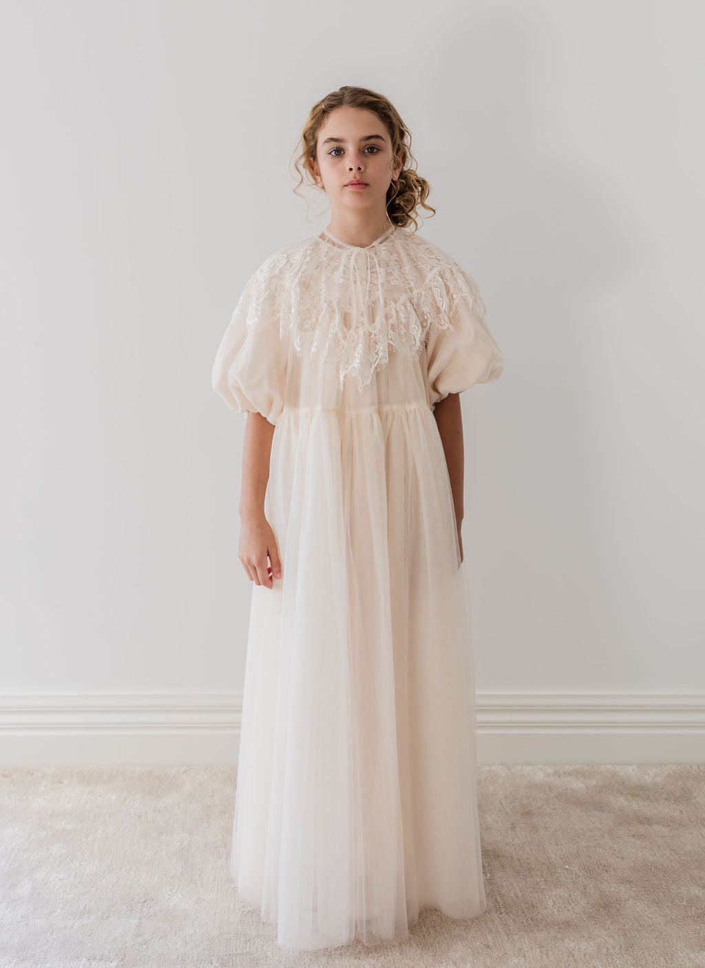 ameri MEDI EMBROIDERY TULLE LACE DRESS（セール】MEDI TULLE