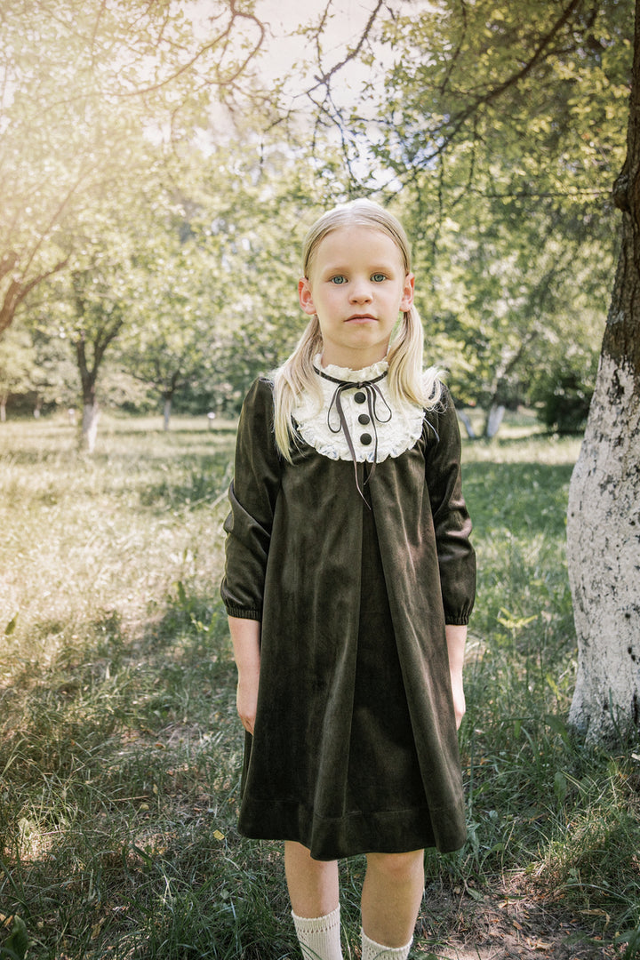 NDR612 VELVET DRESS WITH LACE BIB - MOCHA