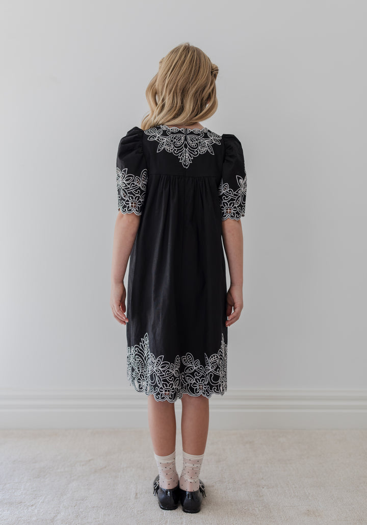 1377-CUT OUT LINEN COTTON DRESS-BLACK/CREAM