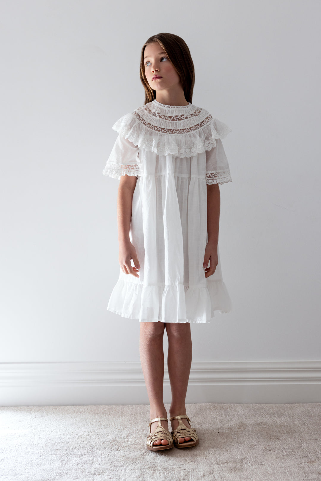 1393-WHITE LACE TRIM COLLAR SMOCK DRESS