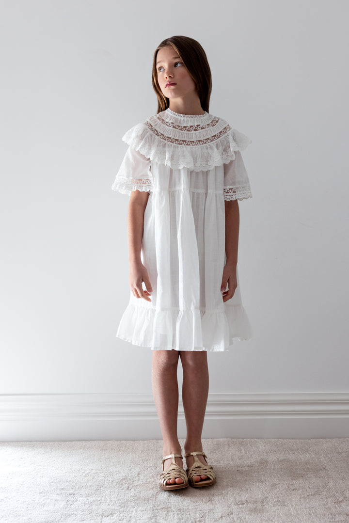 1393-WHITE LACE TRIM COLLAR SMOCK DRESS