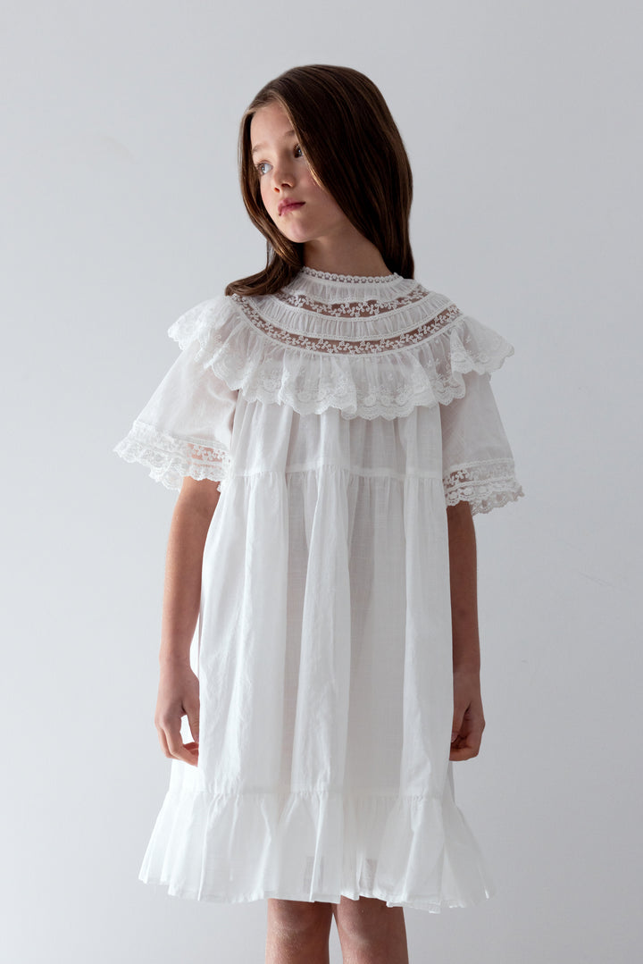 1393-WHITE LACE TRIM COLLAR SMOCK DRESS