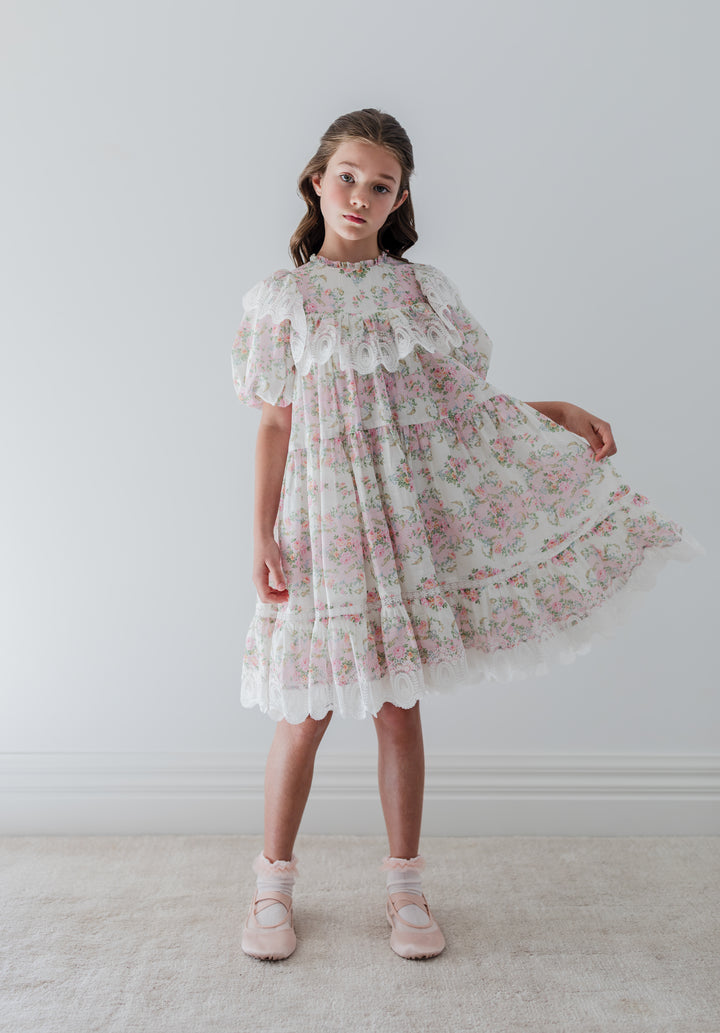 1430-ELBOW-ELBOW SLV VINTAGE WALLPAPER LACE RUFFLE DRESS
