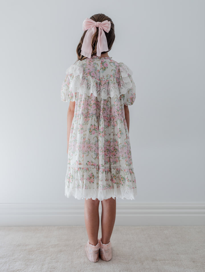 1430-ELBOW-ELBOW SLV VINTAGE WALLPAPER LACE RUFFLE DRESS