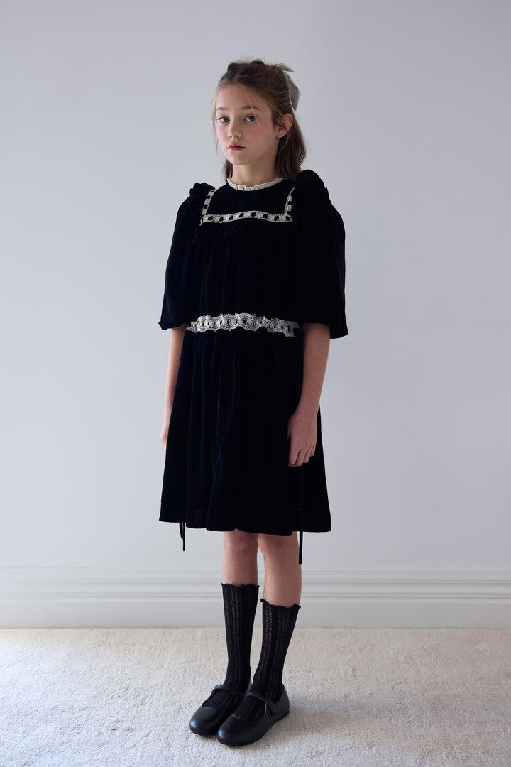 1485B Elbow Slv Ribbon Lace Trim Velvet Waisted Dress - Black/ Cream Lace