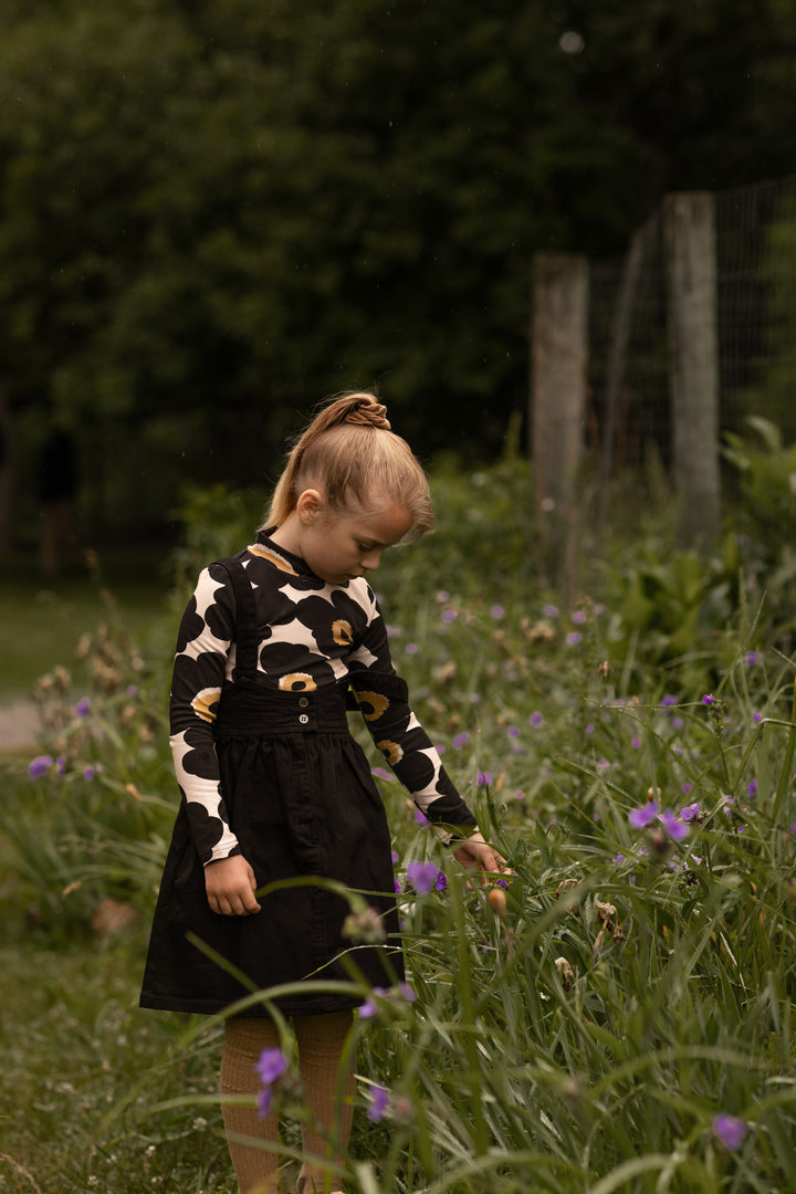 1418 Twill Pinafore Jumper - Black