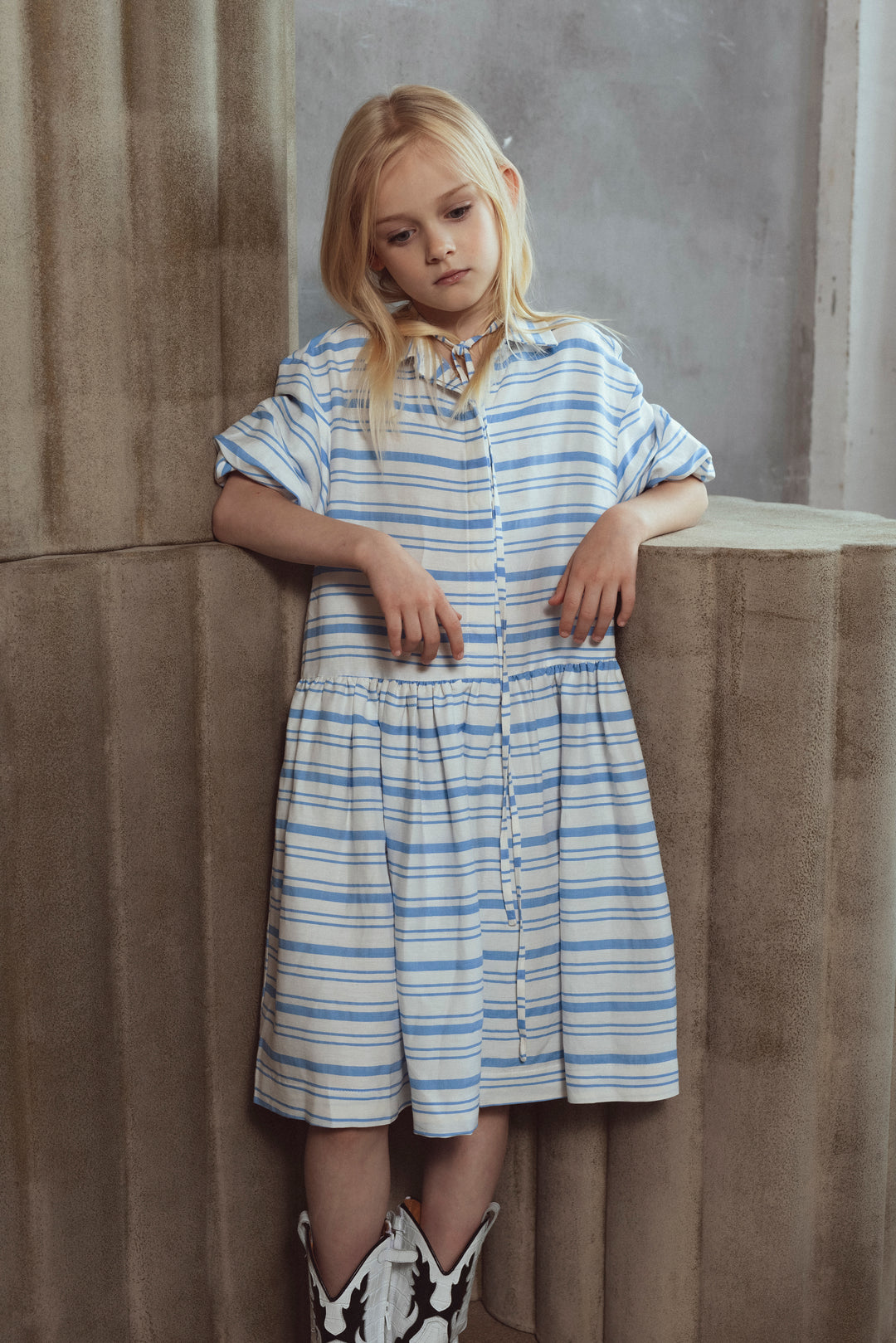 FERN -OFF WHITE/BLUE STRIPES