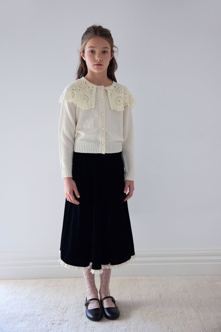 3145 Peep Lace Hem Velvet Skirt - Black/ Cream Lace
