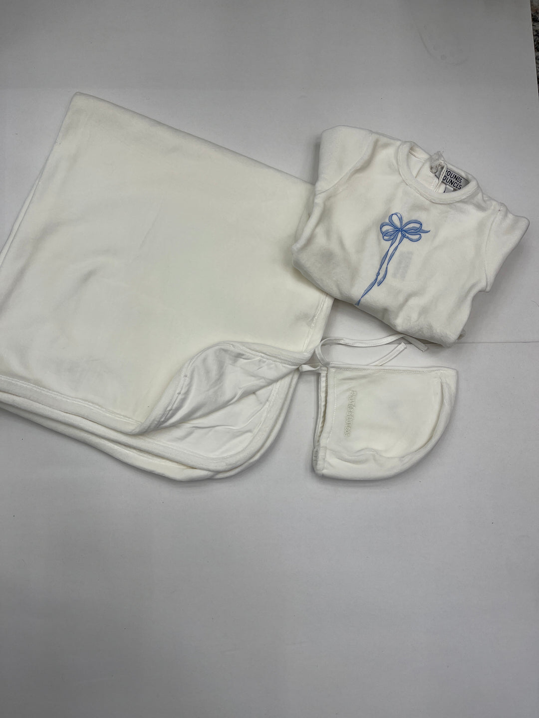 Layette sale 3pc set #57