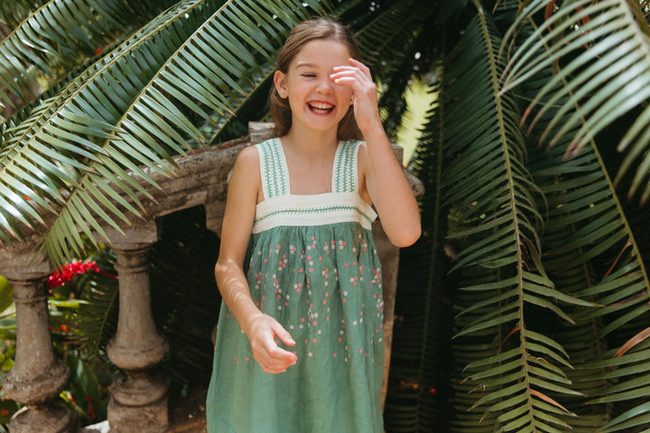 Sienna Dress in Linen Peridot Green
