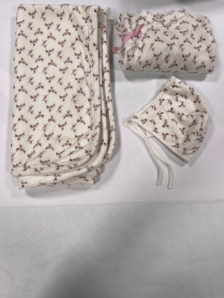 Layette sale 3pc set #76