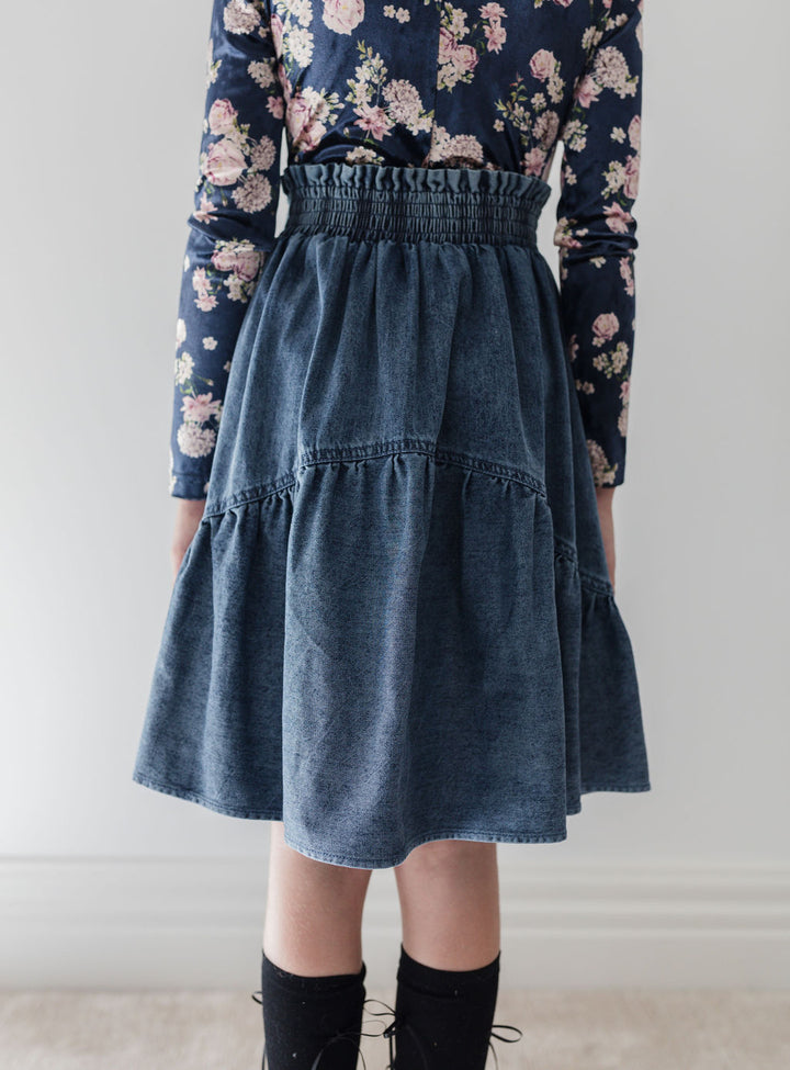 8181S-Chambray Curved Seam Skirt-Vintage Blue Wash Chambray