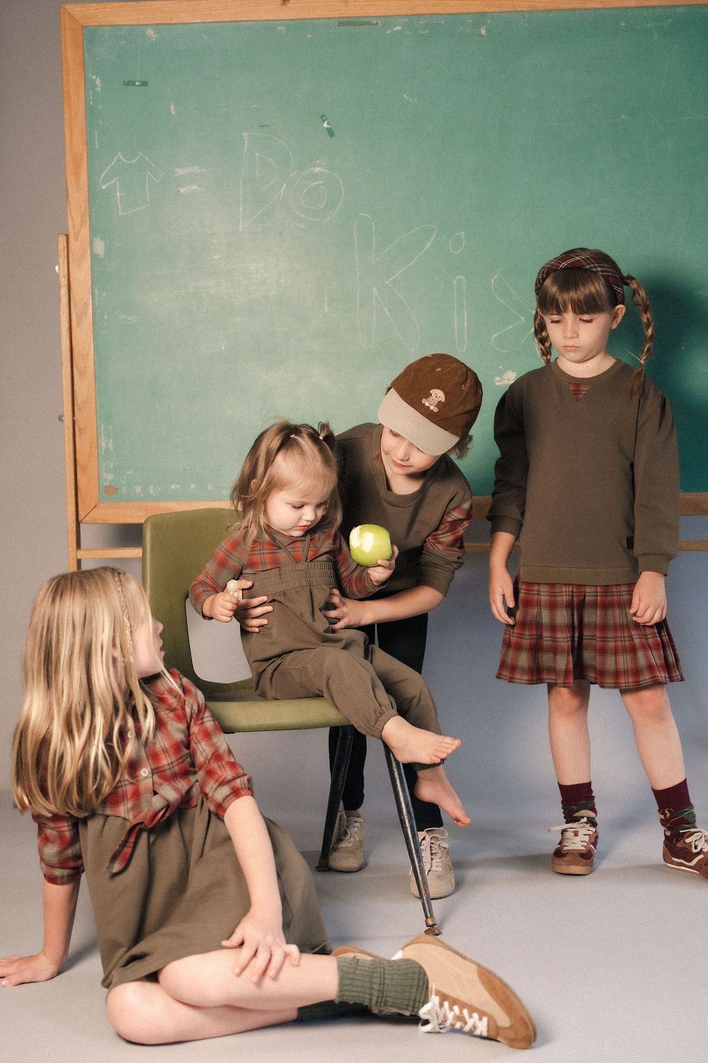 K8200 PLAID SKIRT SWEAT DRESS-OLIVE