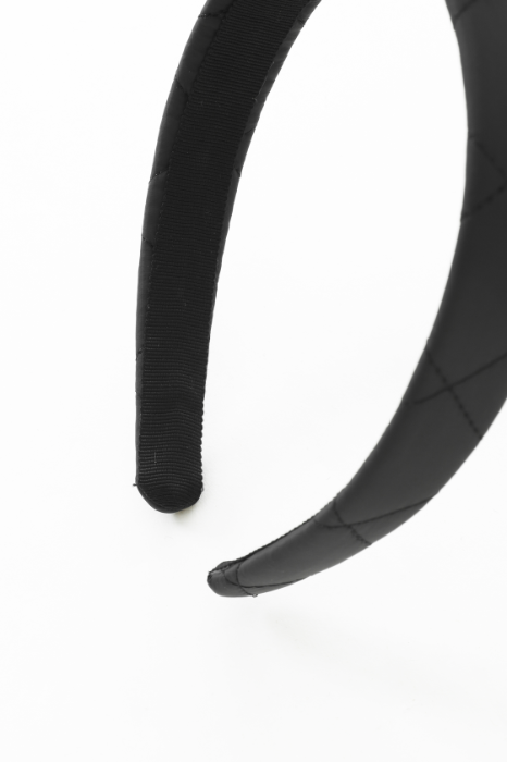 QUILTED HEADBAND-BLACK