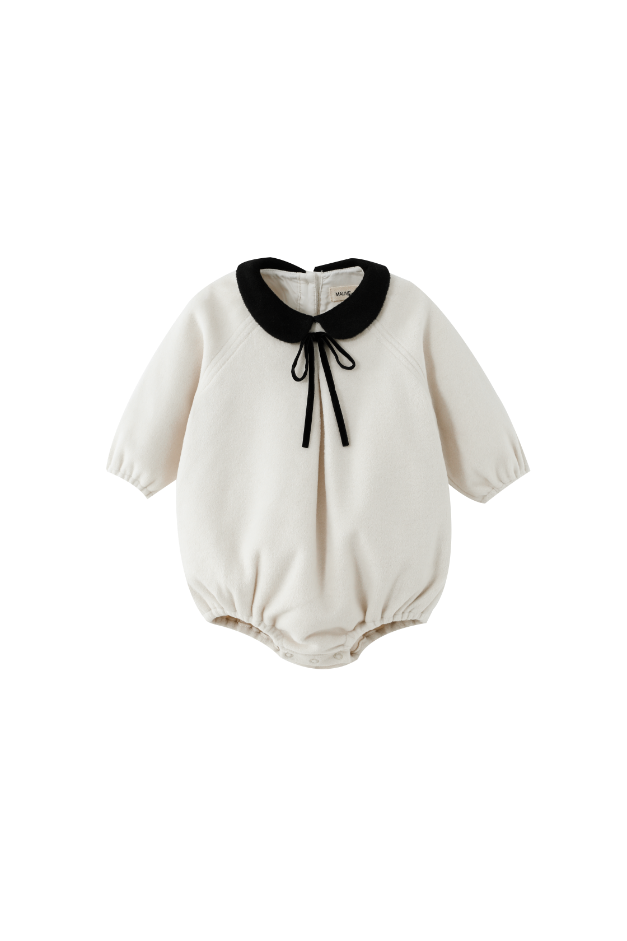 PETER PAN COLLARED WOOL ROMPER-CREAM