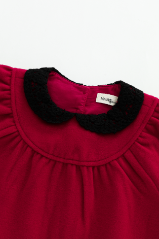 ROUND YOKE WOOL DRESS WITH CROCHET COLLAR-RED