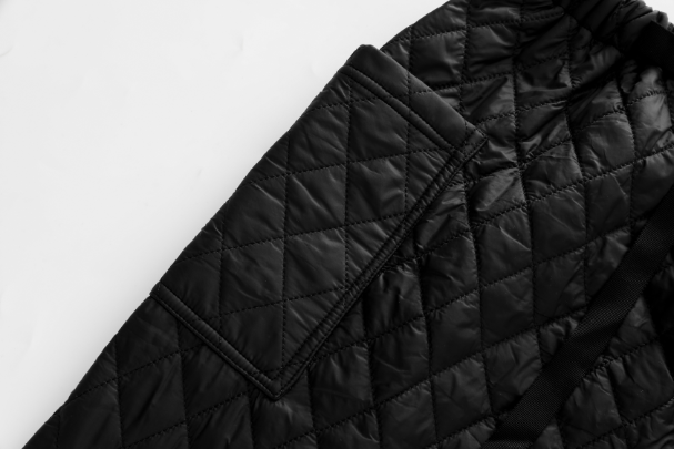 MIDI QUILTED SKIRT WITH POCKETS-BLACK