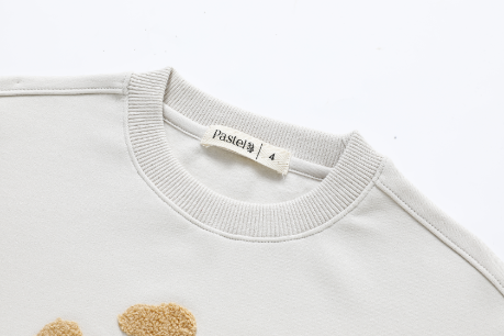PAJAMA SET WITH SHERPA GRAPHIC-STONE