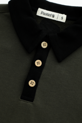 POLO WITH CONTRAST COLLAR-OLIVE