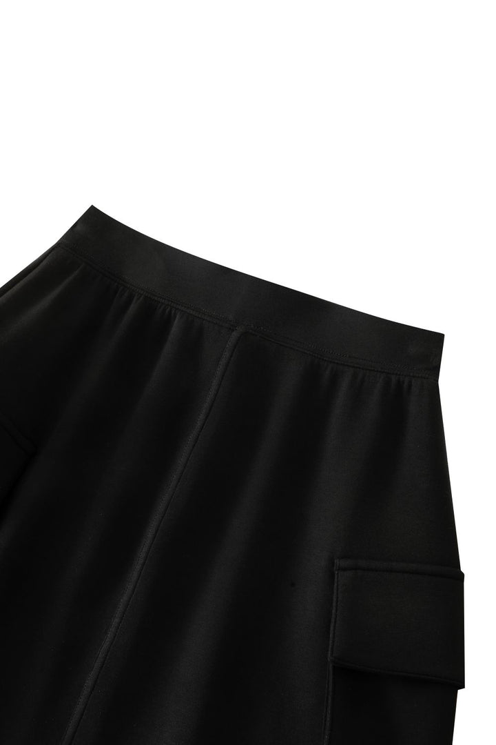 PONTE SKIRT WITH POCKETS-BLACK