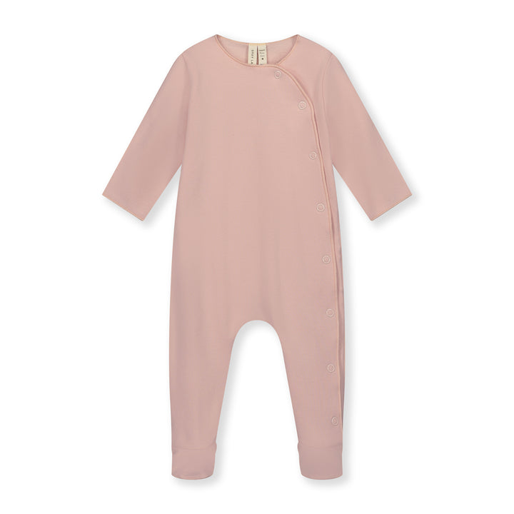 SUI033 NEWBORN SUIT WITH SNAPS FADED PINK