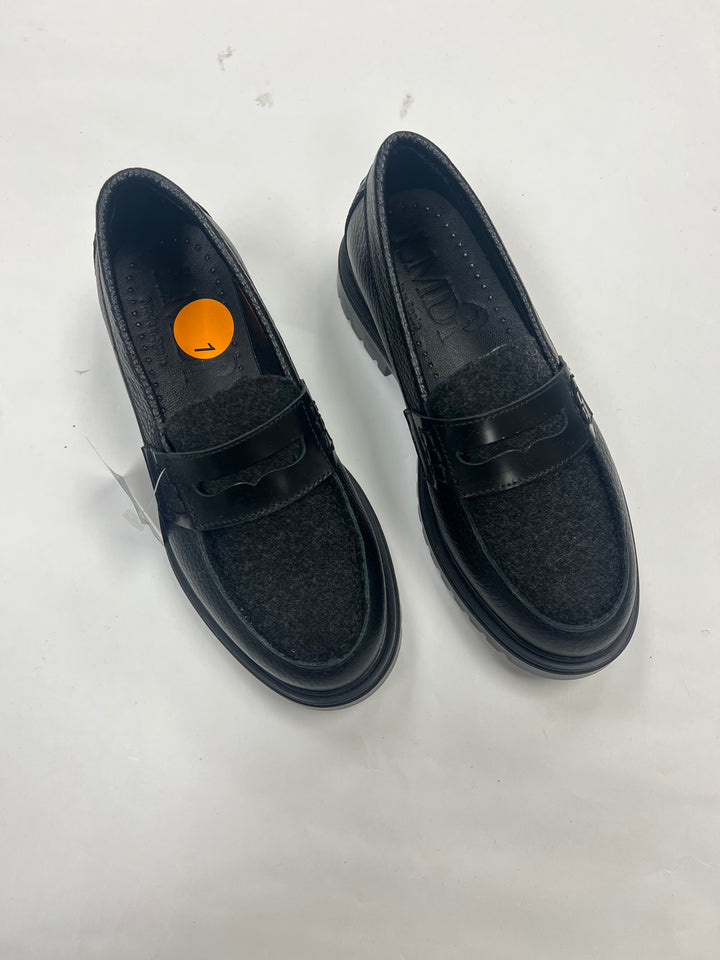 MOUNTAIN LOAFER PENNY-Black