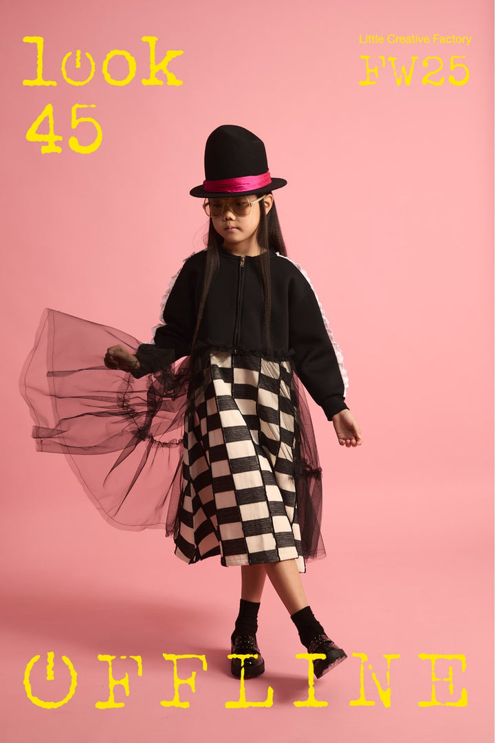 High Trail Skirt-Black & Cream