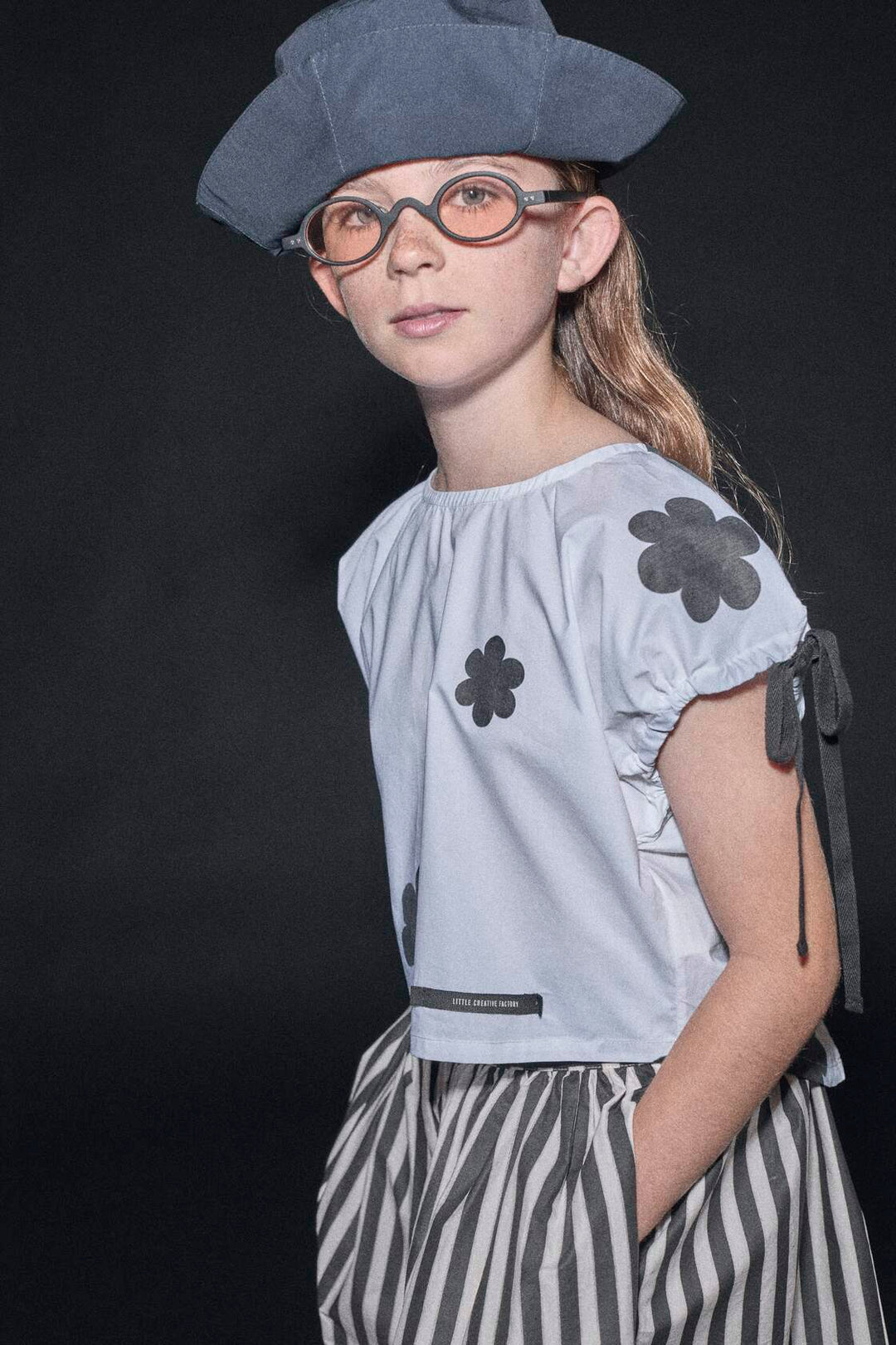 CORAL REEF TOP-White/Black Flower Print