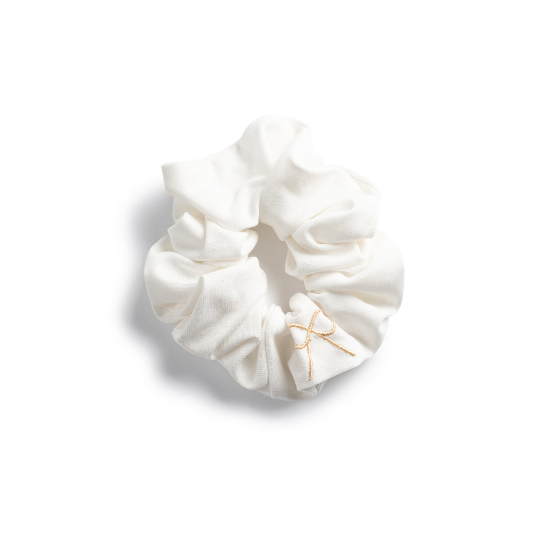 Marshmallow signature bow logo scrunchie white