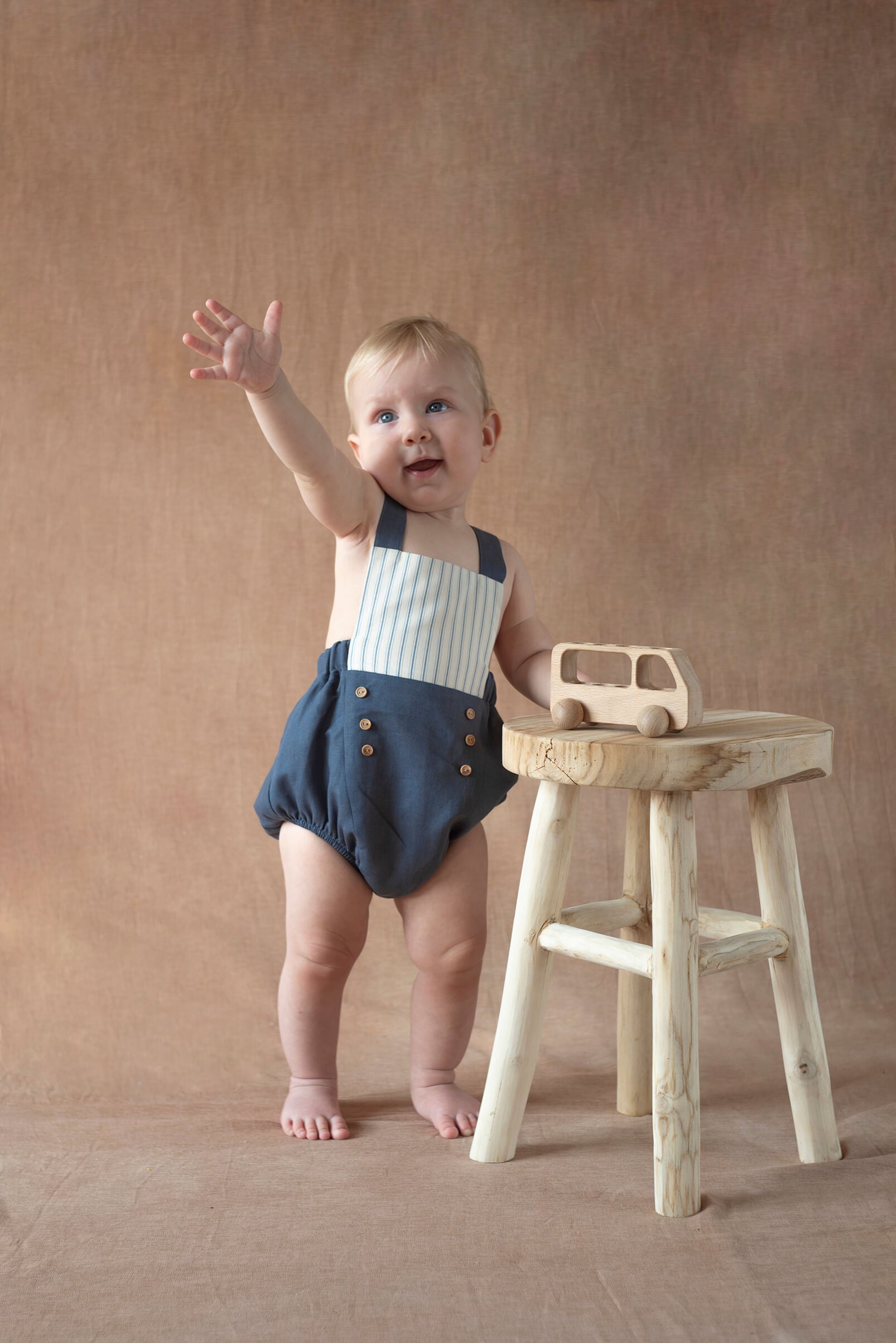 MOD.7.3 SLATE BLUE LINEN DUNGAREES WITH STRAPS – whoopikids
