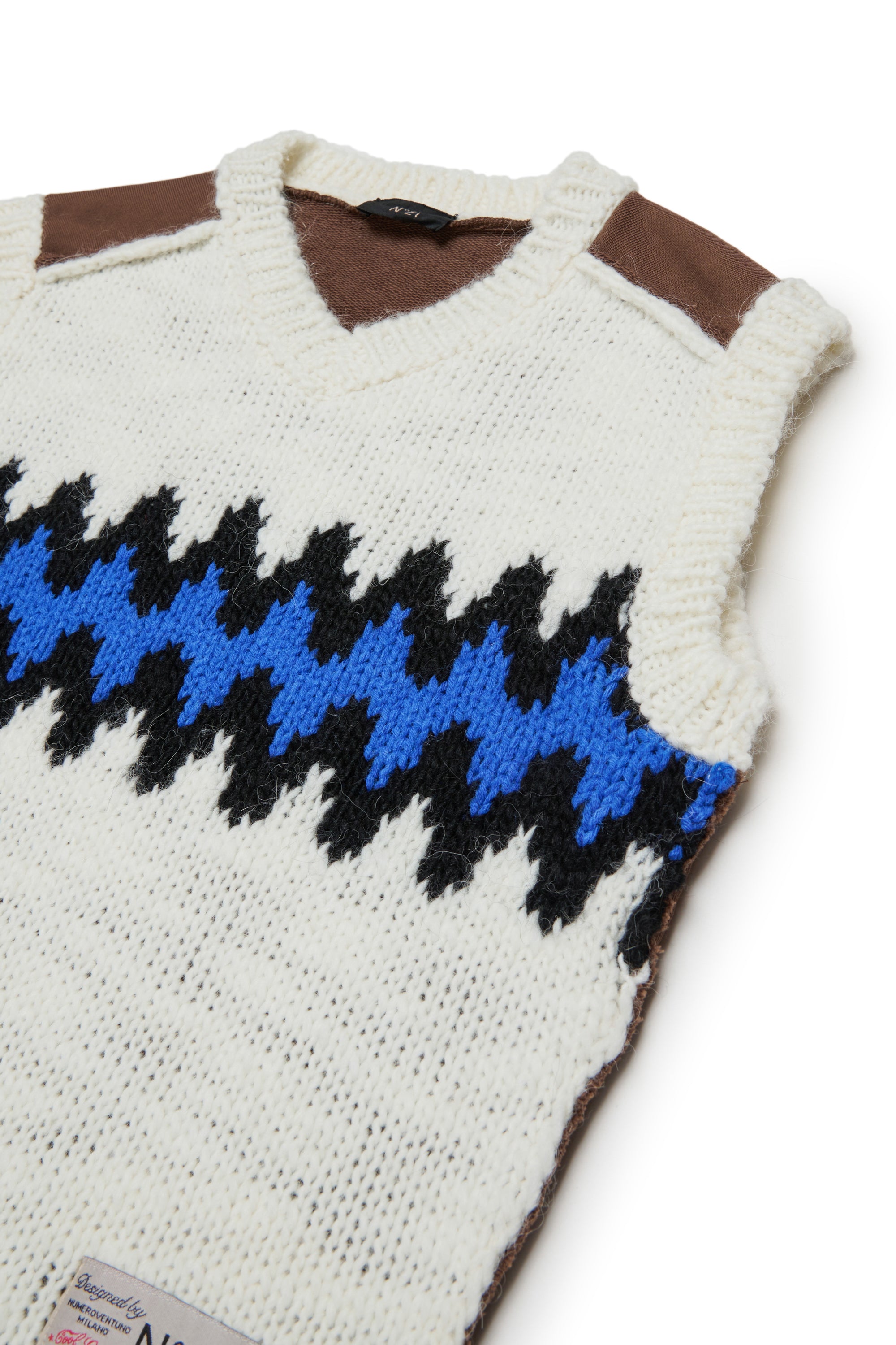 N210E2 N0548 OFF WHTIE KNIT VEST WITH CHEVRON PATTERN – whoopikids