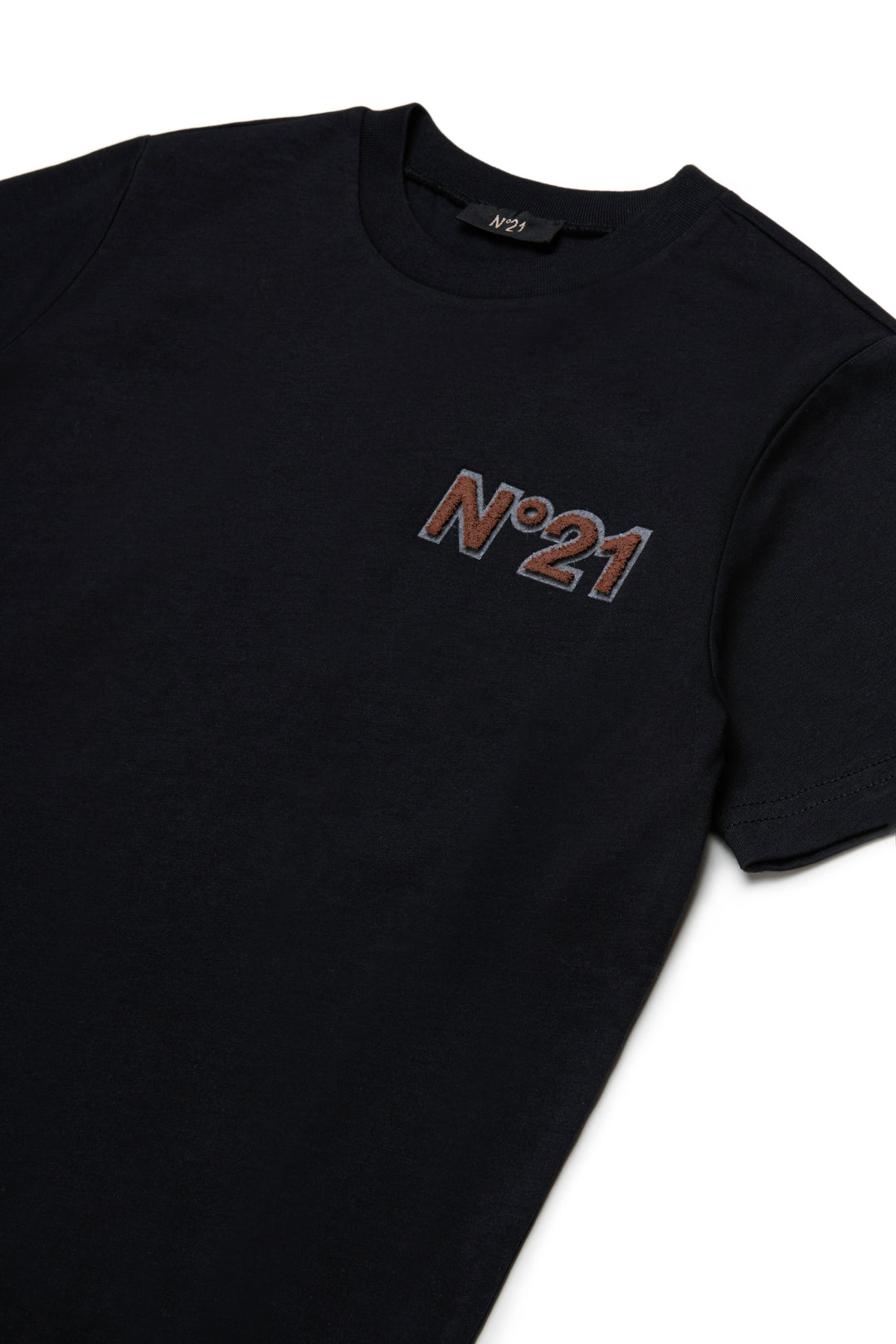 N210EF N0493 BLACK SS TEE WITH TROMP L'OEIL LOGO KEYCHAIN GRAPHIC