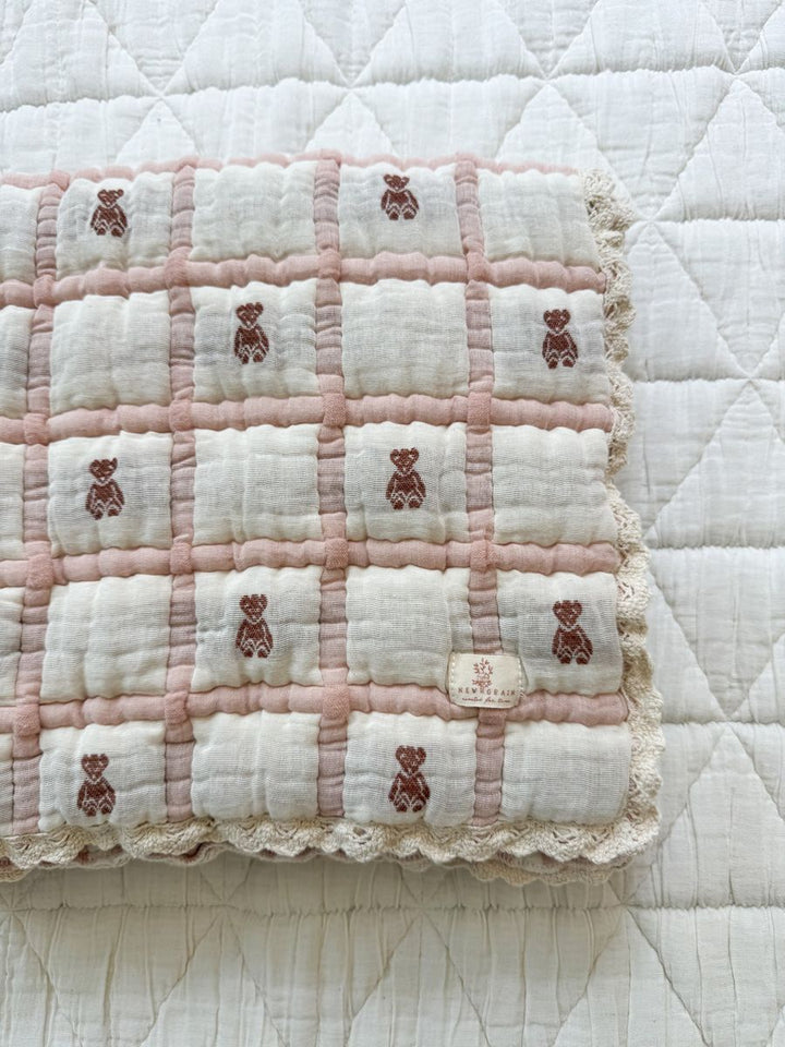 WHOLESALE KEEPSAKE QUILT - TEDDY PETAL