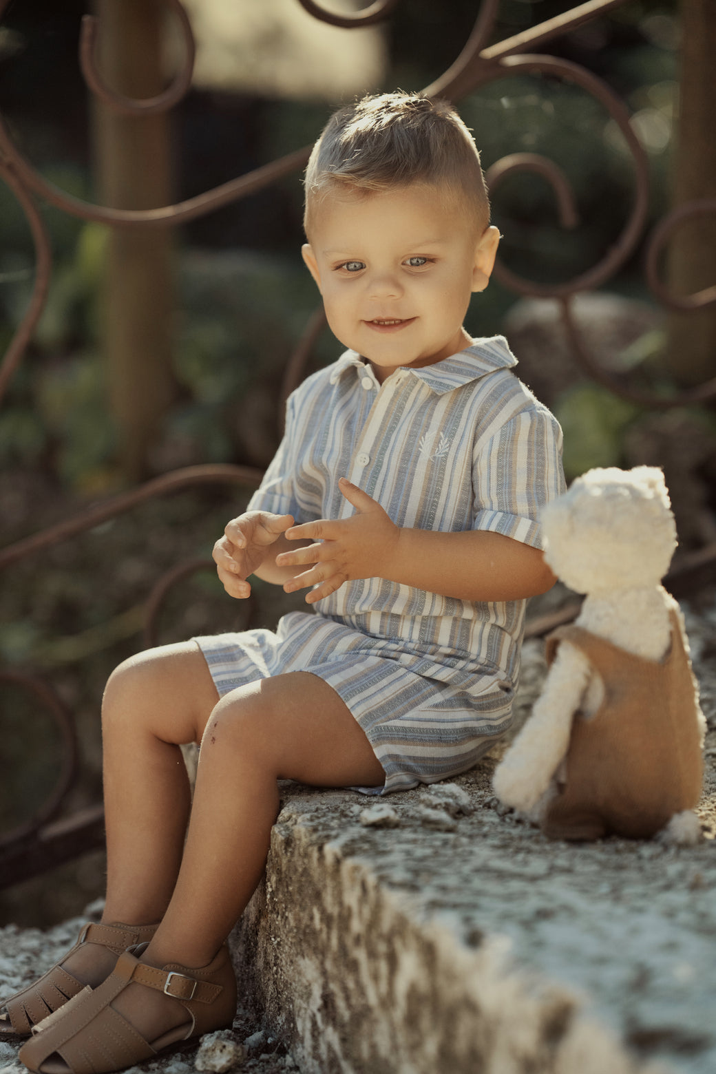 SELESTIA FLAT COLLAR SHIRT WITH PULL ON SHORTS-ICE BLUE