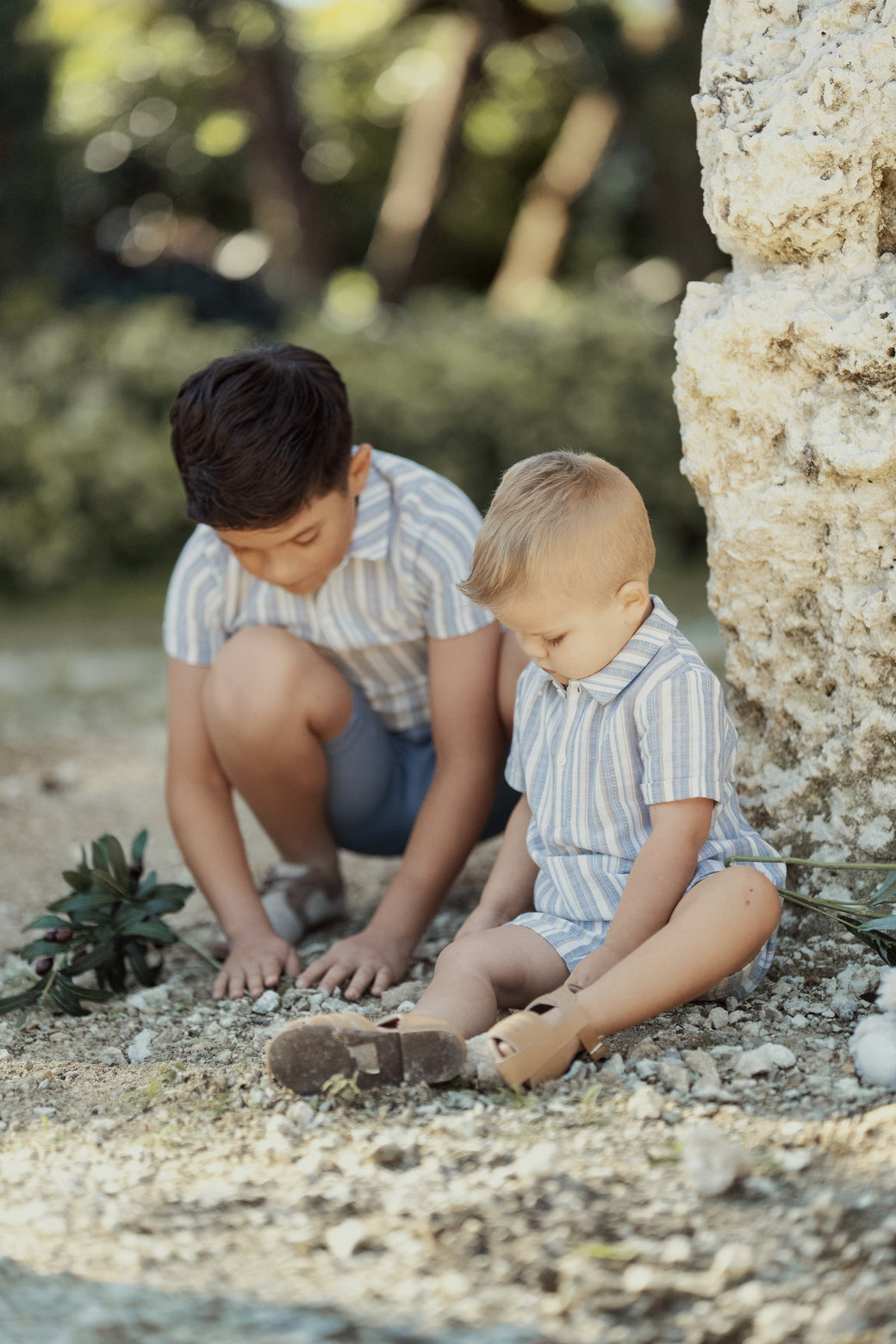 SELESTIA FLAT COLLAR SHIRT WITH PULL ON SHORTS-ICE BLUE