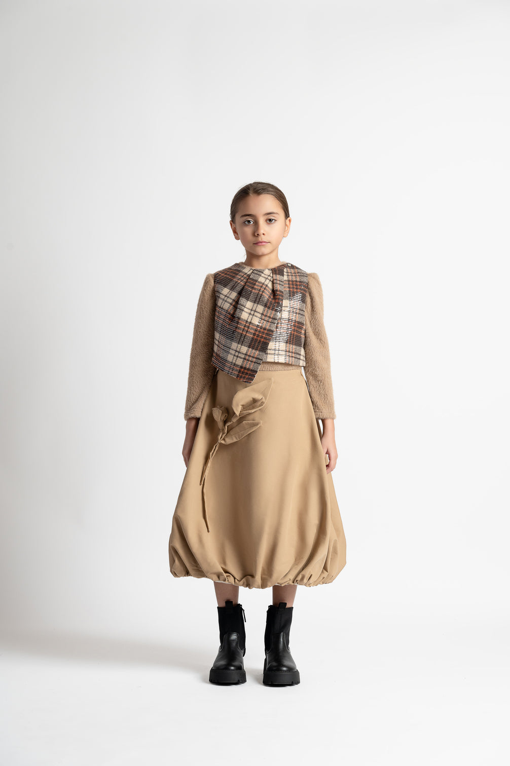 25WAGGIL00051-IRIS SEQUINS TARTAN VEST-BROWN