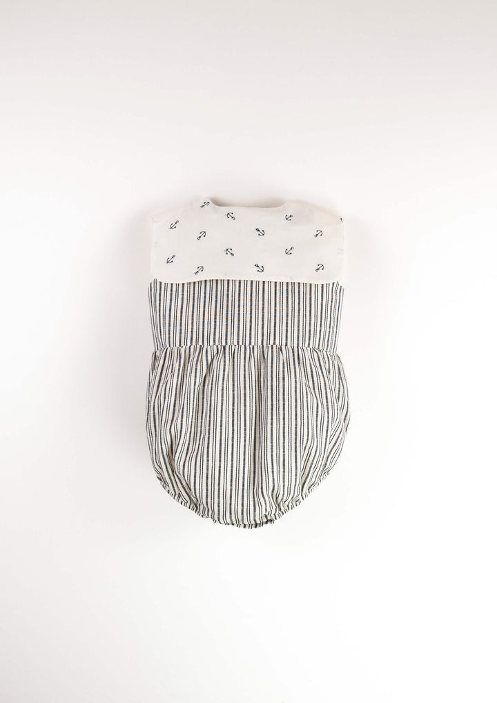 Mod.10.4 Embroidered striped romper suit with bib collar