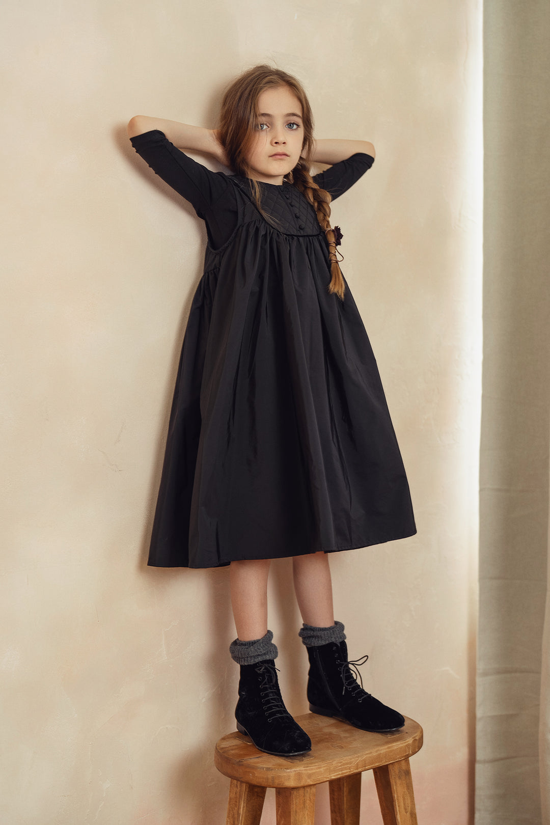 P6204-QUILTED YOKE FLARED DRESS-BLACK
