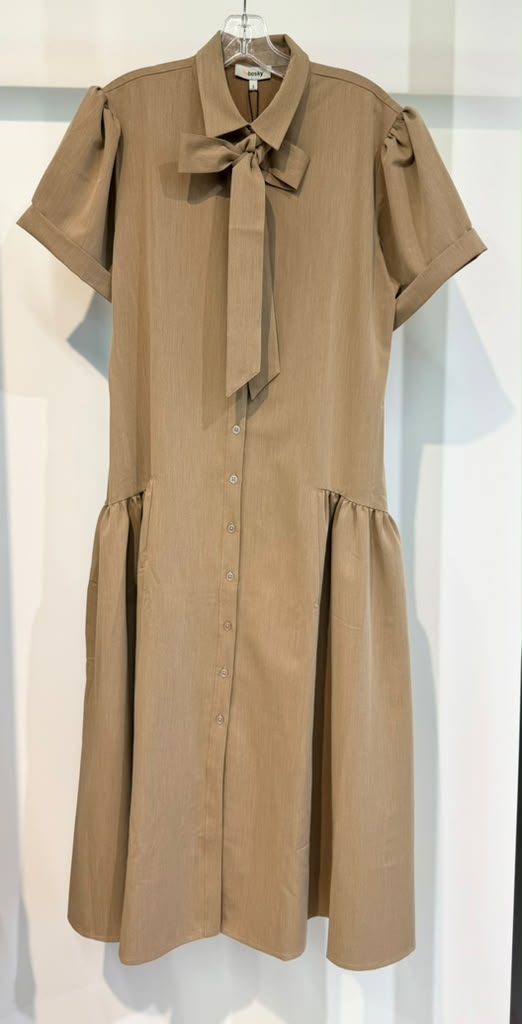 AW8P8 BEIGE