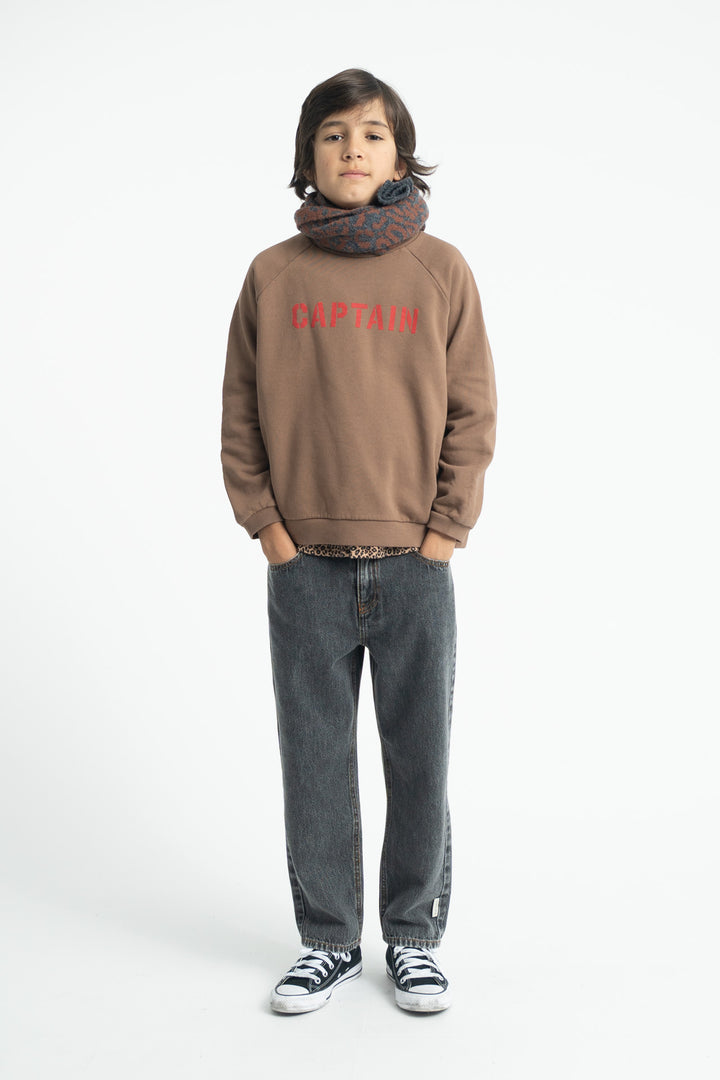 FLP2606A.K SWEATSHIRT - BROWN W/ "CAPTAIN" PRINT
