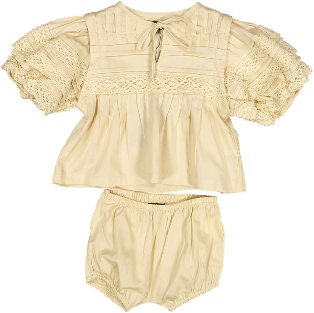 Ena Frilly Bloomer Shorts in Ivory